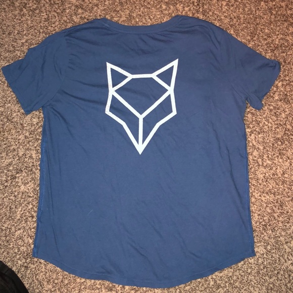 ⭐️3 For $15⭐️ Aeropostale’s Prince and Fox T-Shirt - Picture 2 of 4